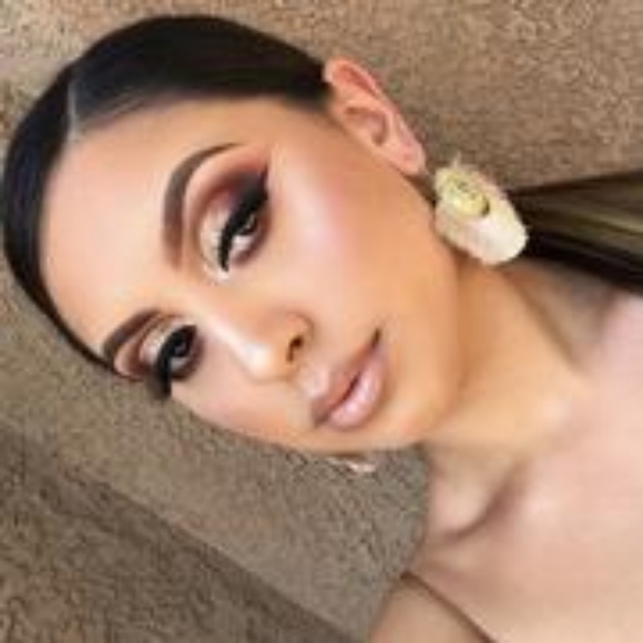 Champagne Kisses II Eyeshadow Makeup Palette - Picture 4 of 6